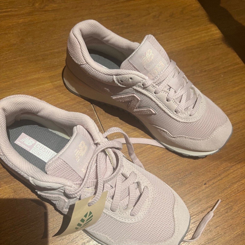 Shoes - Picture 4 of 5